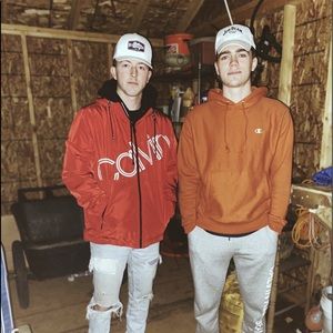 Meet your Posher, Joe